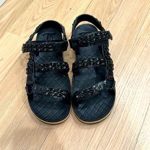 Chanel sandals great for summer!!! Mint condition. Chic summer sandals!